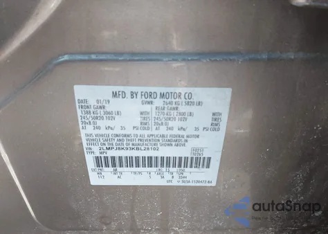 2019 Lincoln Nautilus Select z USA, uszkodzony, nr VIN 2LMPJ8K93KBL28102